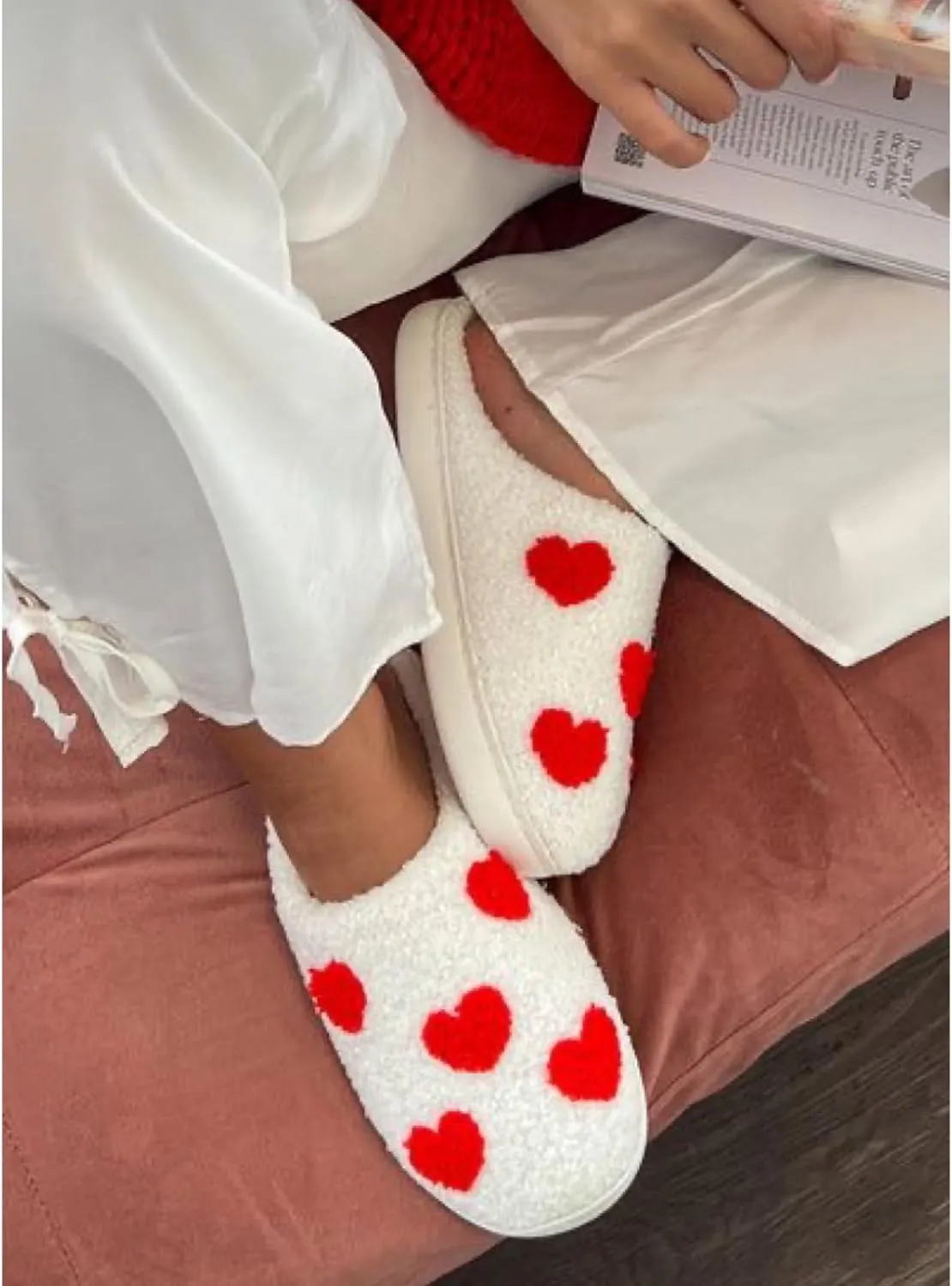 Christmas Slippers For Women Soft Warm Plush Fuzzy Slippers Indoor Memory Foam Slippers Cozy Fluffy Home Slippers for Winter