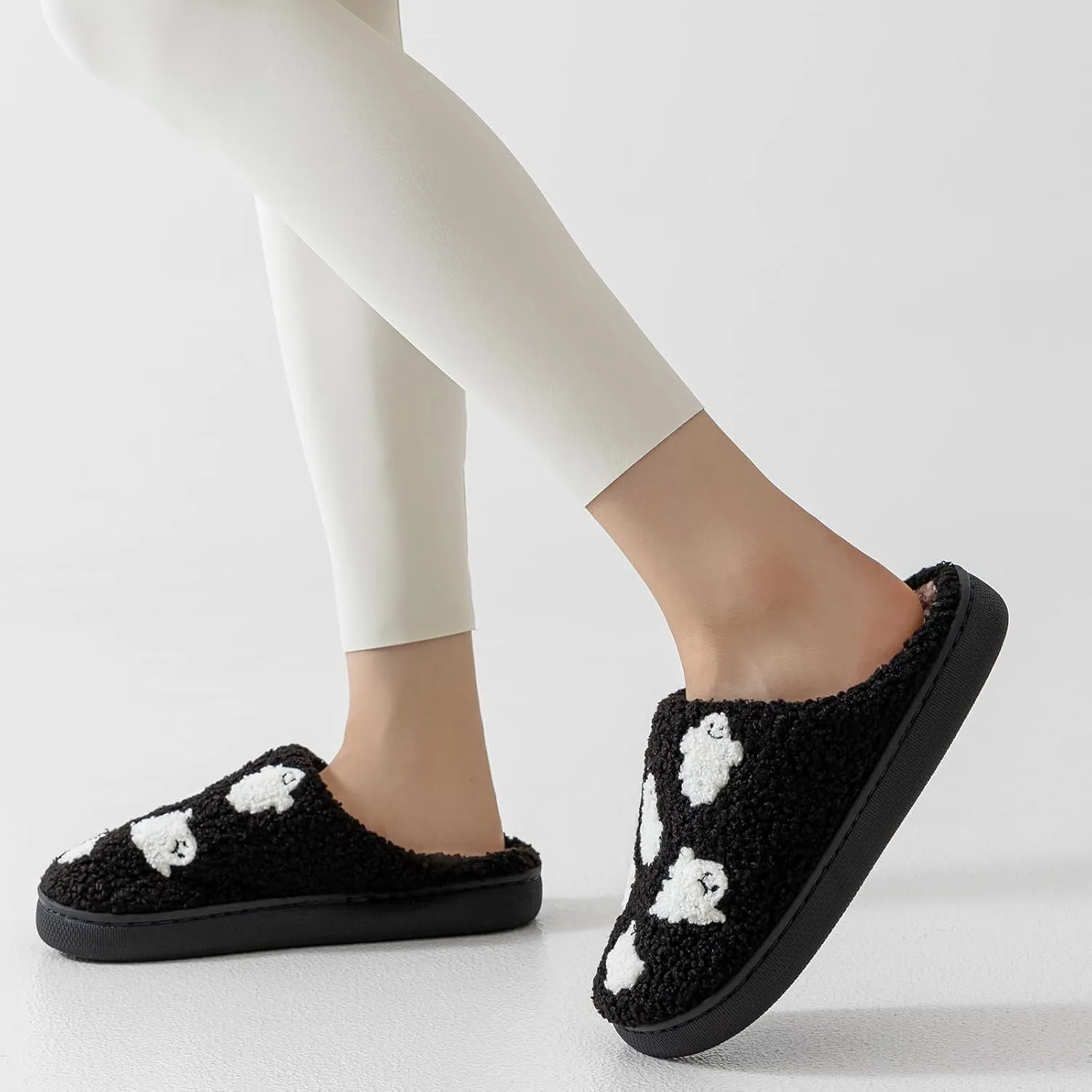 Christmas Slippers For Women Soft Warm Plush Fuzzy Slippers Indoor Memory Foam Slippers Cozy Fluffy Home Slippers for Winter