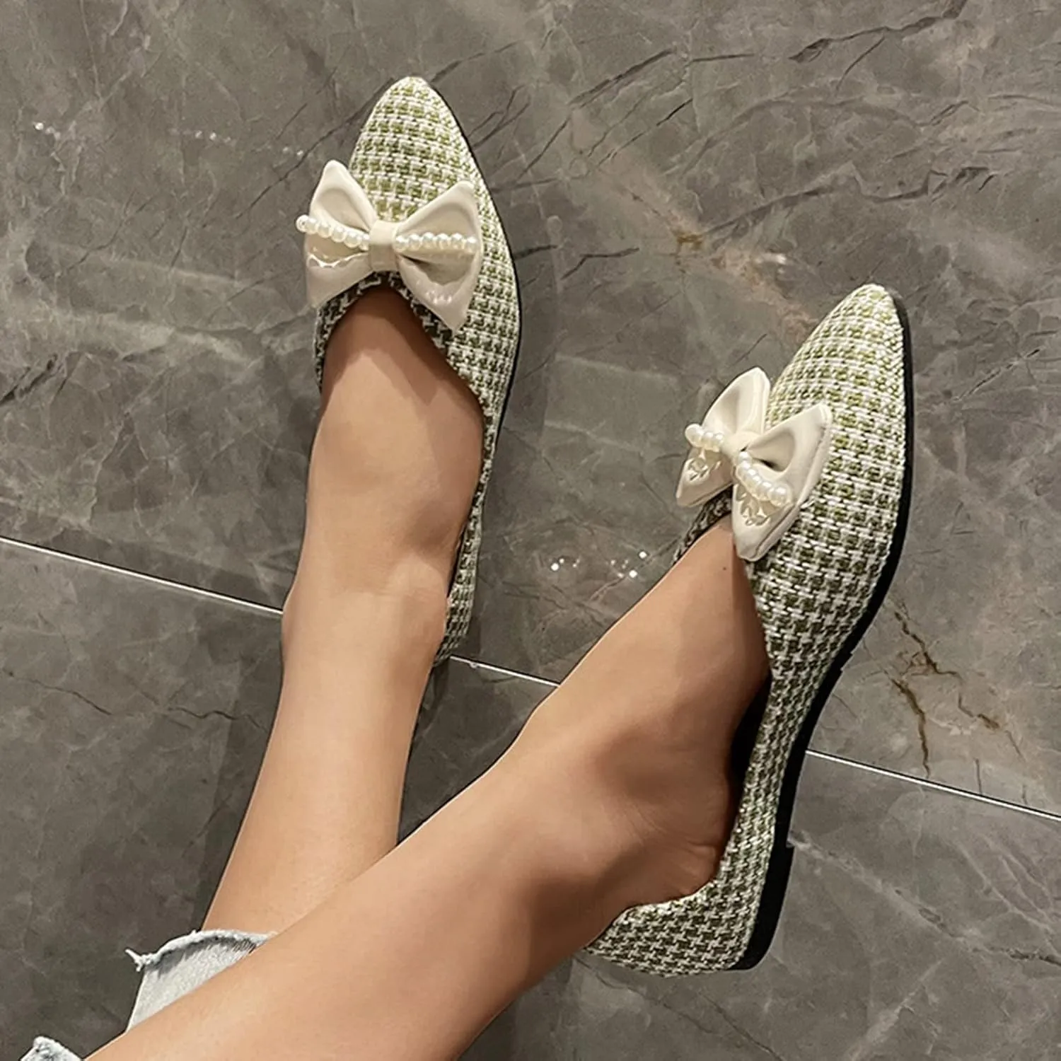 CsgrFagr Women Breathable Lace Up Shoes Flats Casual Shoes Unisex Lightweight Mesh Work Shoes Sporty Breathable Slip Work Trainers Women Flat Casual Shoes (Green, 7)