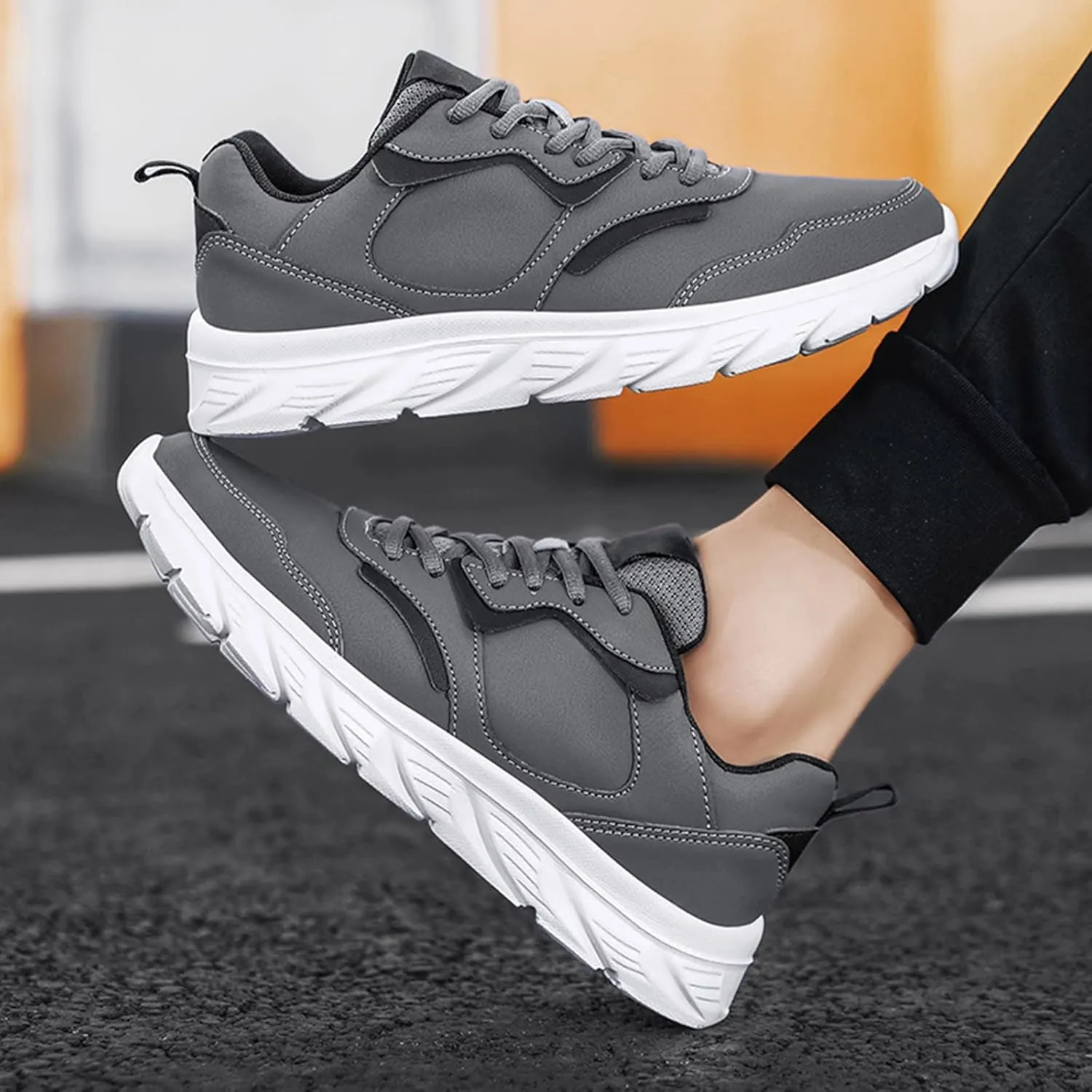 Fashion Men Sports Shoes Flat Lightweight Lace Up Solid Color Comfortable Simple Design Sneaker Boots for Men