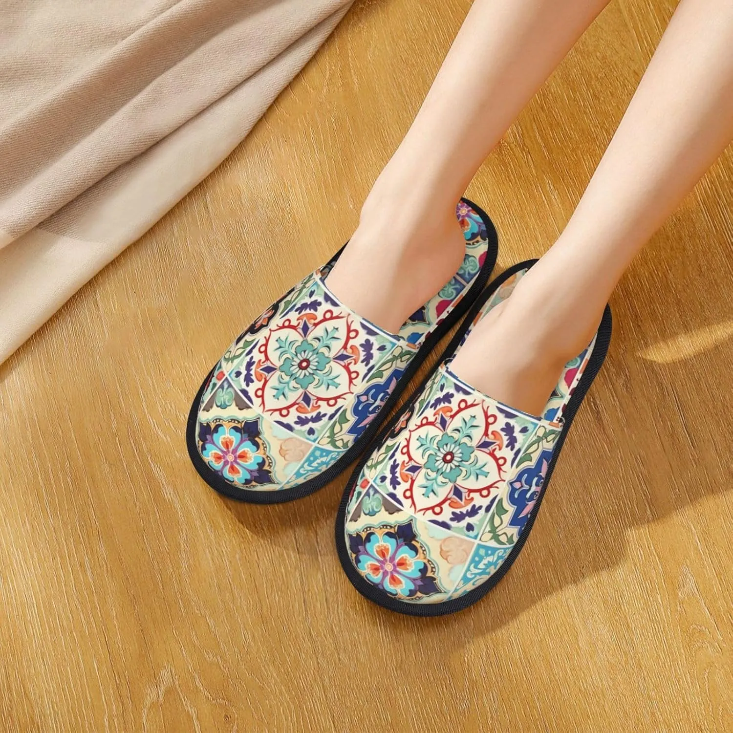 House Slippers For Women Men Indoor Slippers Non-Slip Fuzzy Slippers Ethnic African Woman Pattern Winter Warm House Shoes