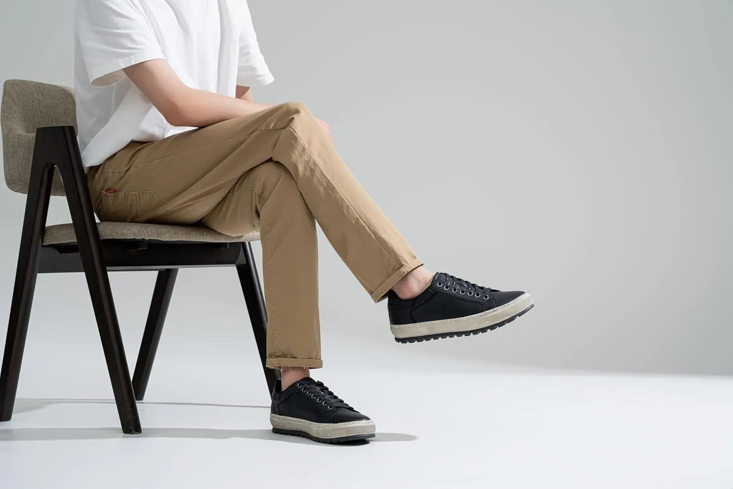 Jousen Men's Brown Leather Casual Fashion Sneakers