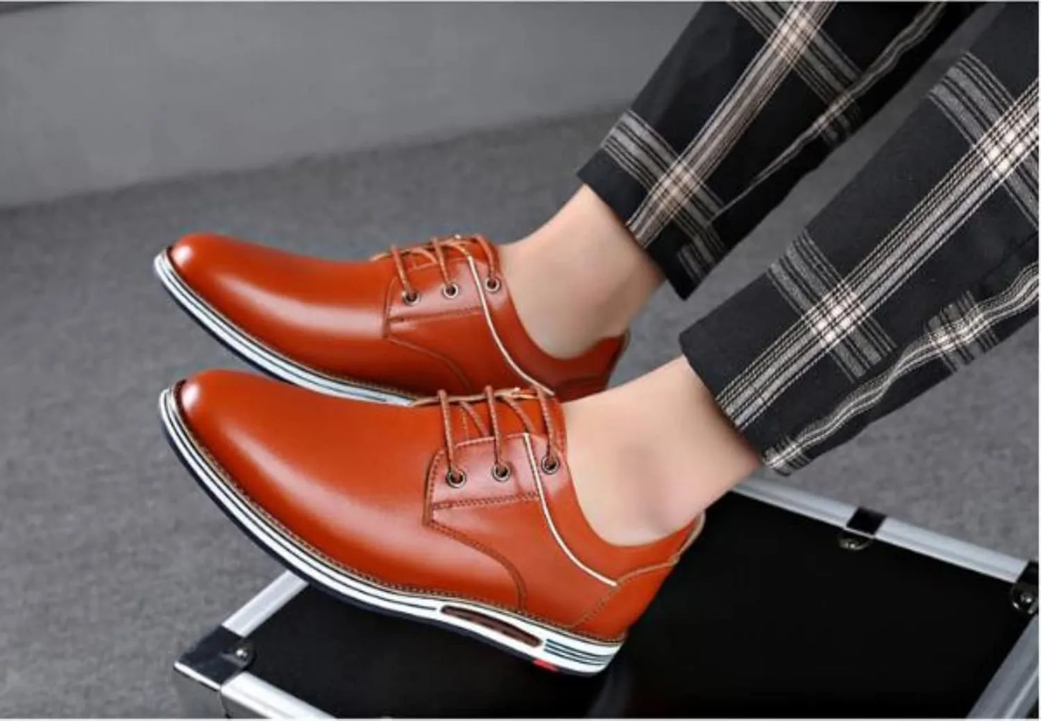 Men's Dress Shoes Genuine Cow Leather Lace-up Oxfords Business Casual Shoes,Lightweight Comfortable Driving Leather Shoes
