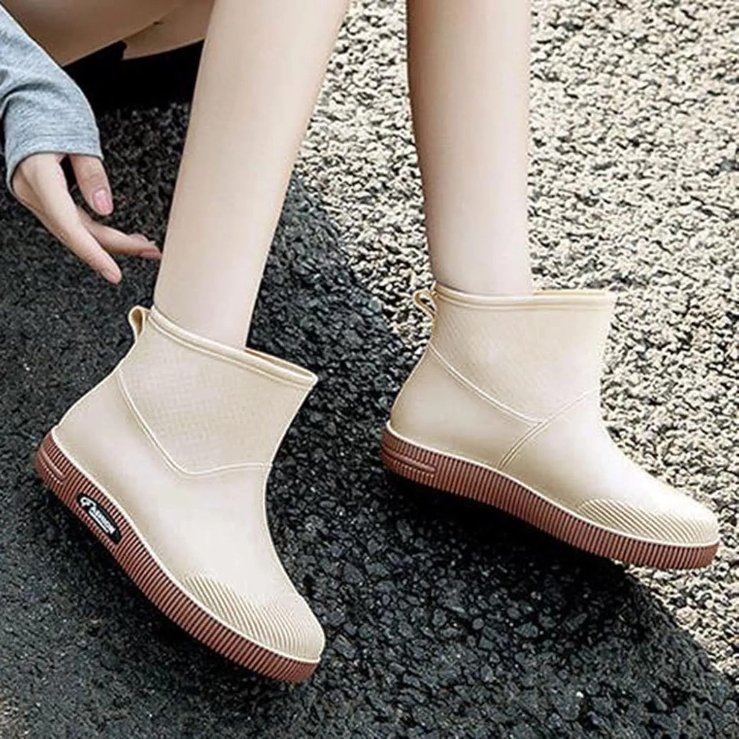 Rain Boots Women Wide Feet Mens Grounded Footwear Booties with Heel Slip On Barefoot Shoes Mens Rain Boots Slip On Non-Slip Rubber Waterproof Mens Boots Casual