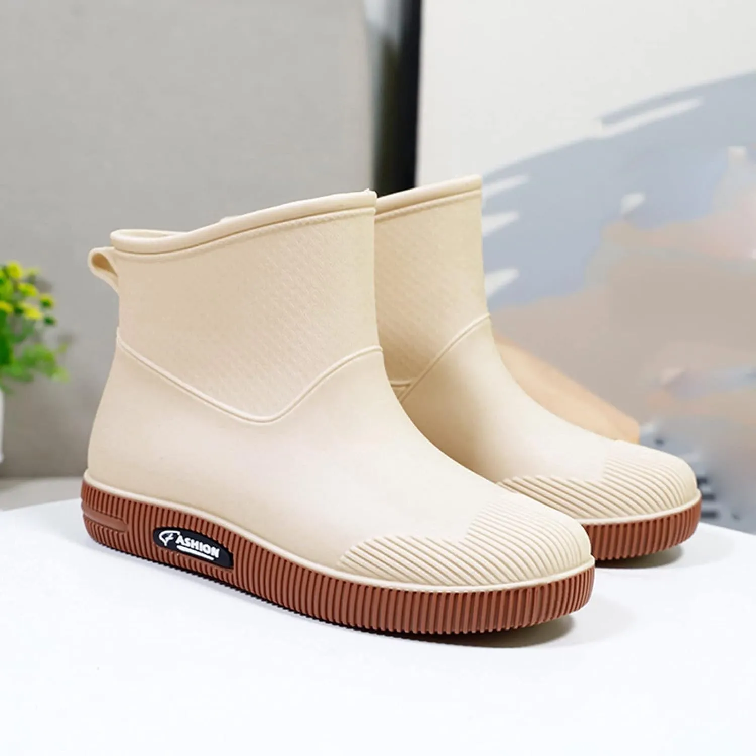 Rain Boots Women Wide Feet Mens Grounded Footwear Booties with Heel Slip On Barefoot Shoes Mens Rain Boots Slip On Non-Slip Rubber Waterproof Mens Boots Casual