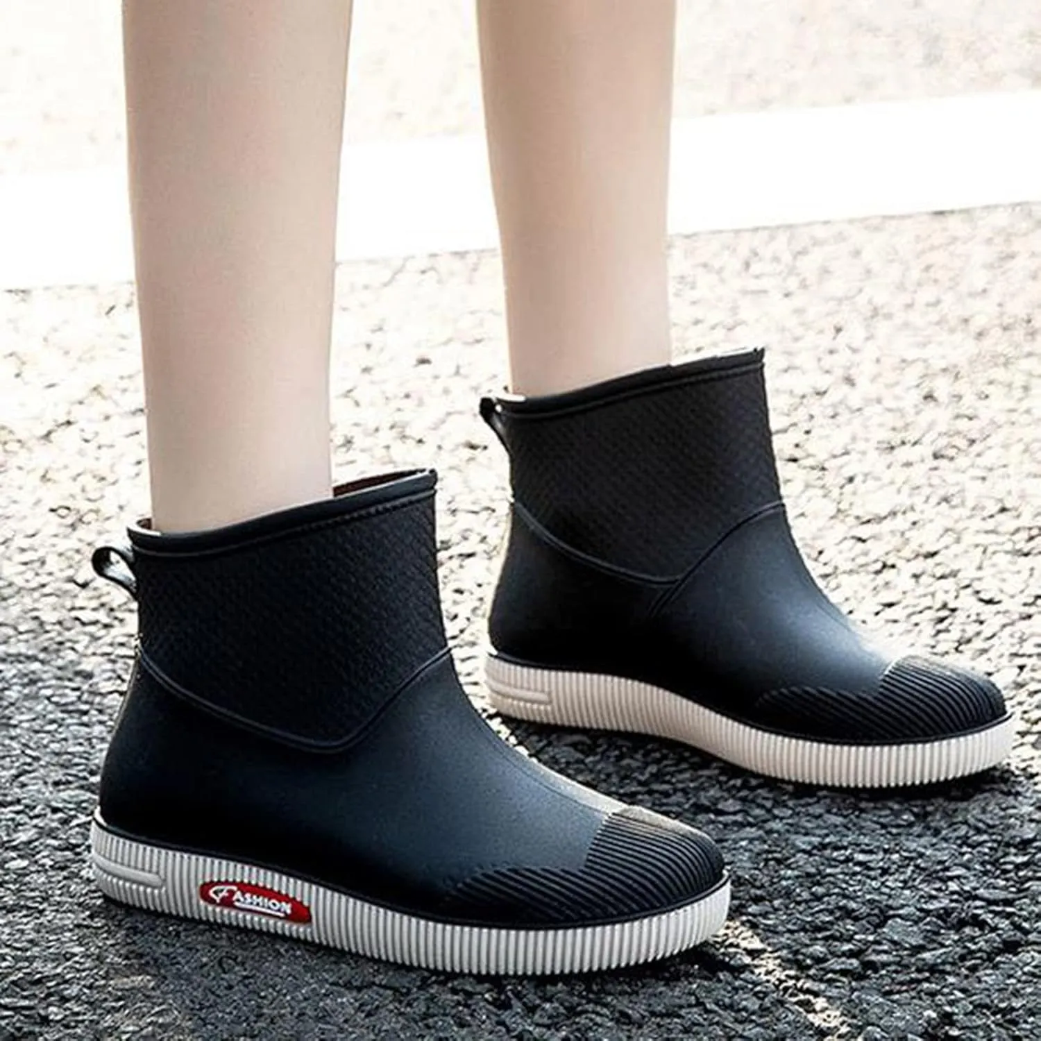 Rain Boots Women Wide Feet Mens Grounded Footwear Booties with Heel Slip On Barefoot Shoes Mens Rain Boots Slip On Non-Slip Rubber Waterproof Mens Boots Casual