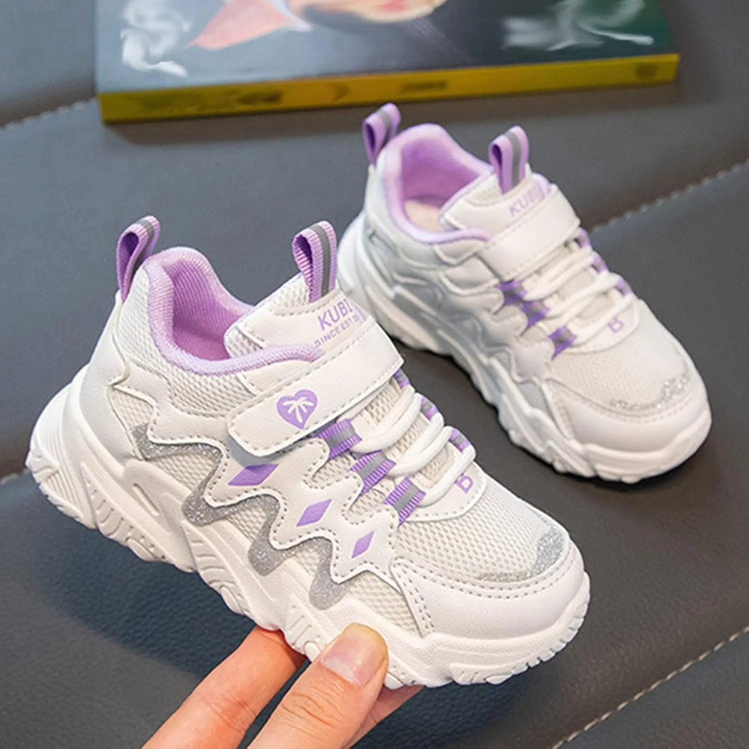 Sneakers for Girls Boys Hook and Loop Non-Slip Athletic Shoes Breathable Mesh Tennis Running Shoes Comfortable Walking Shoes