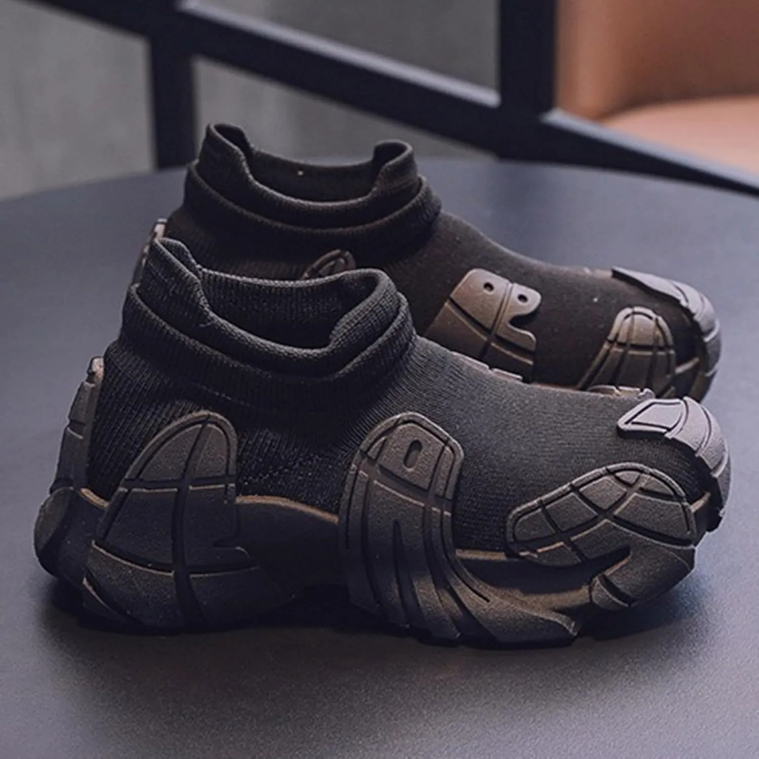 Sneakers for Girls Elastic Knit Breathable Sneakers Kids Lightweight Non Slip Sneakers Outdoor Running Athletic Shoes