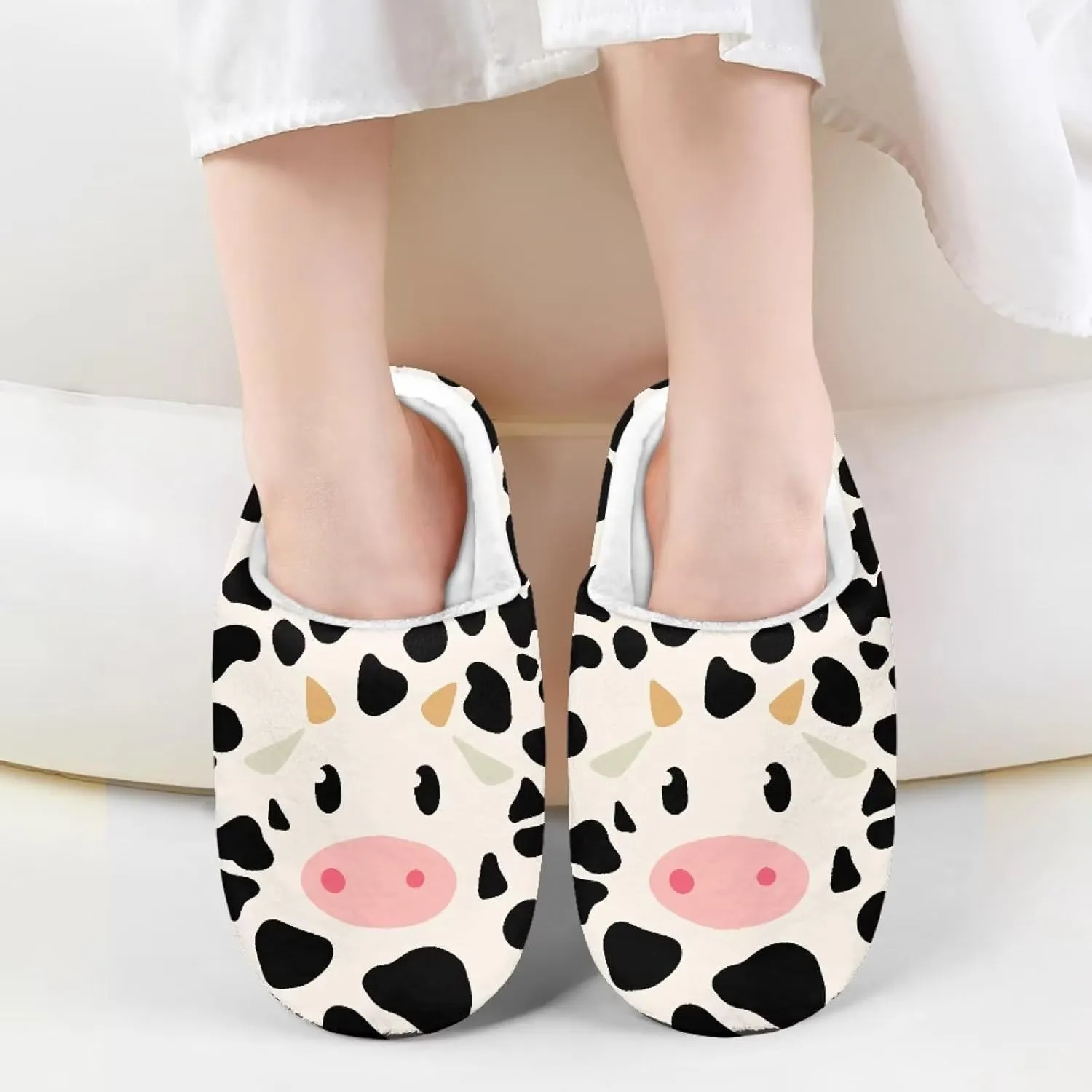 Tuoxiukan Slippers for Girls Soft Plush House Slippers Boys Winter Warm Fluffy Slippers at Home