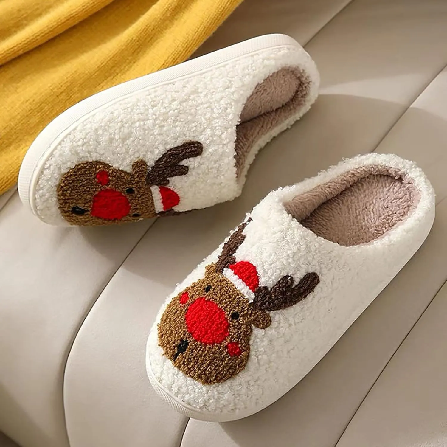 Women Men Cute Christmas Slippers, Indoor Soft Cozy Plush House Slippers, Winter Reindeer Slip-on Slippers, Slides Fluffy Warm Fleece Slippers, Couple Cute Plush Fleece Soft Shoes
