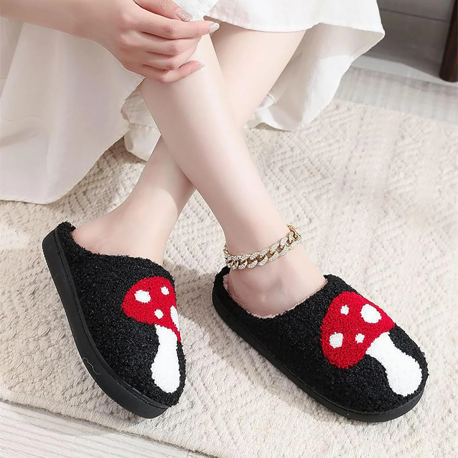 Women's Men's Cute Fuzzy Heart Slippers Memory Foam Fluffy Couple Slippers Cozy House Indoor Outdoor Shoes