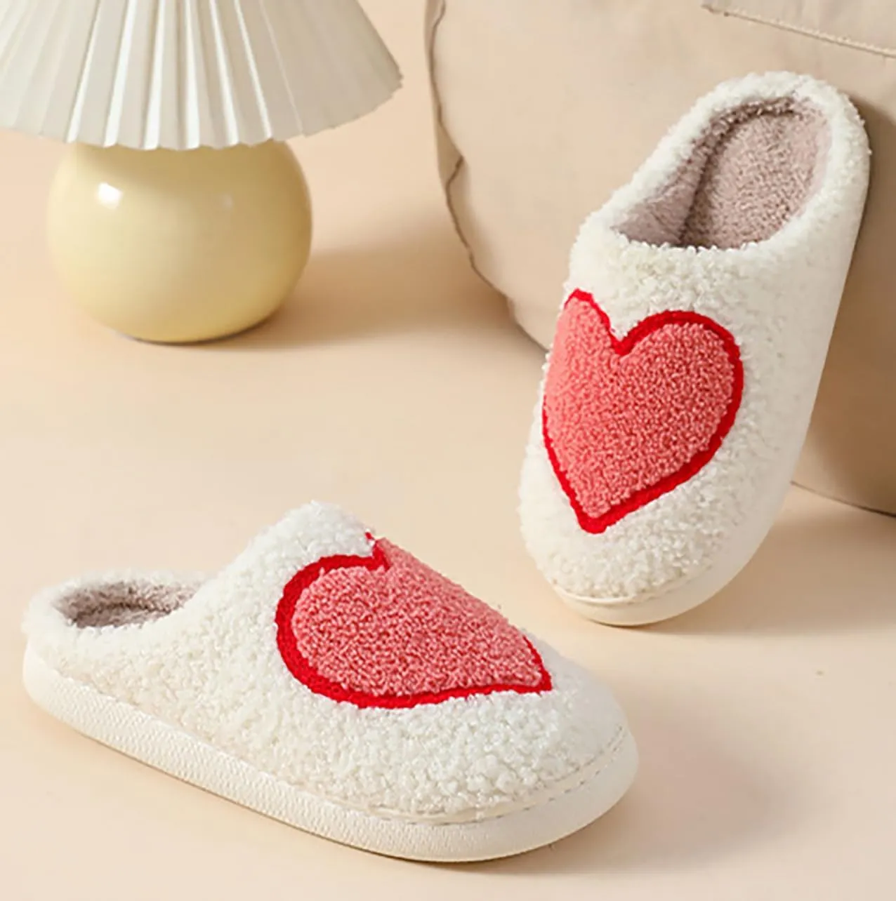 Women's Men's Happy Face Heart-shaped Cat Slippers - Retro Leopard Print, Memory Foam, Soft Plush, Warm, Anti-Slip Home Shoes